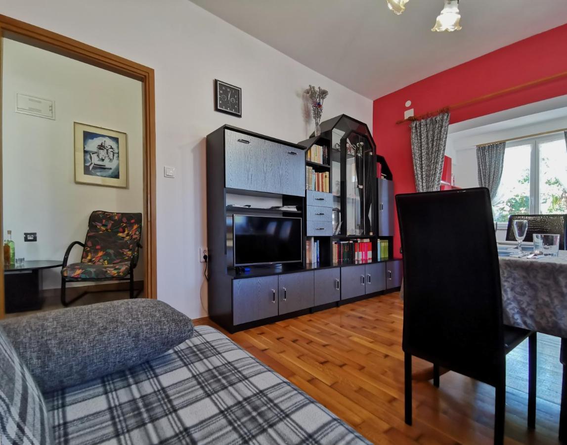 App & Room Le Palme Umago Esterno foto