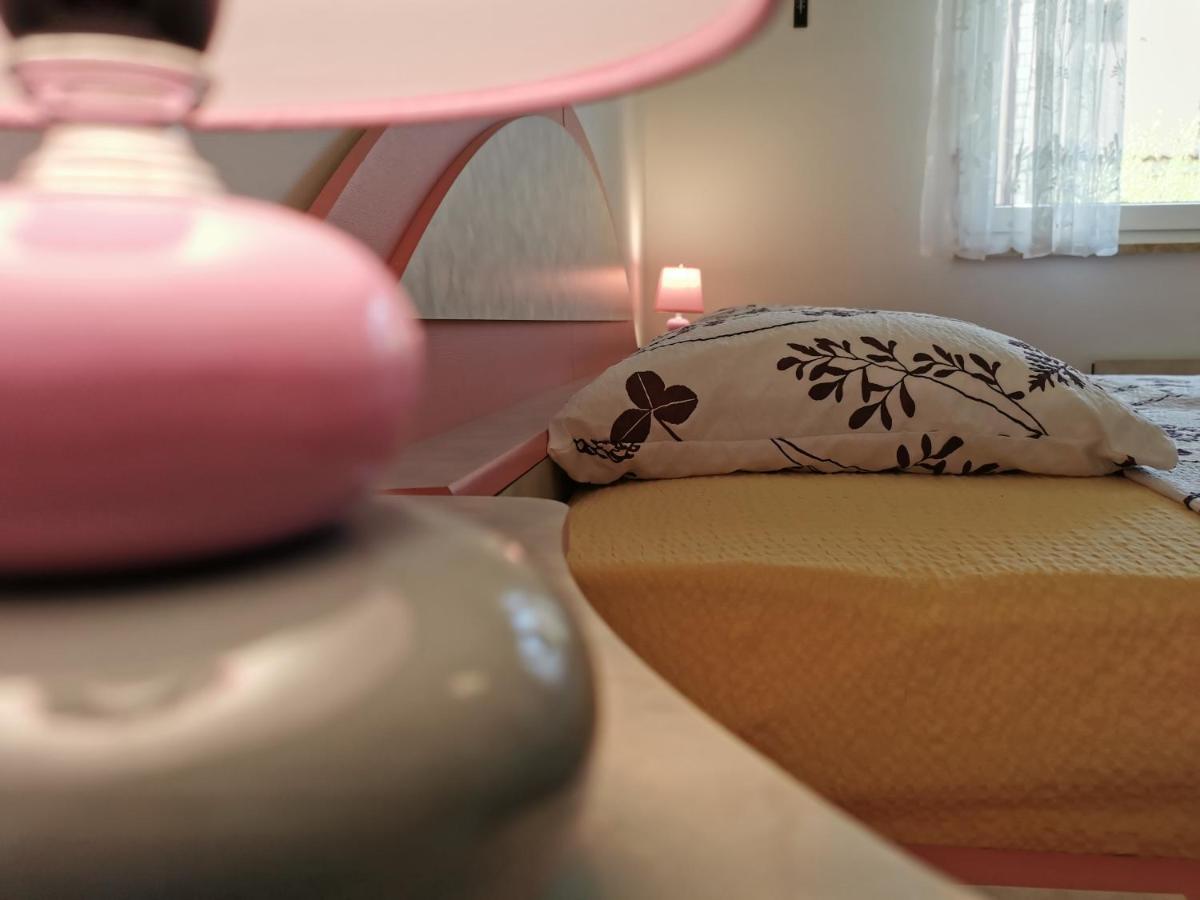 App & Room Le Palme Umago Esterno foto