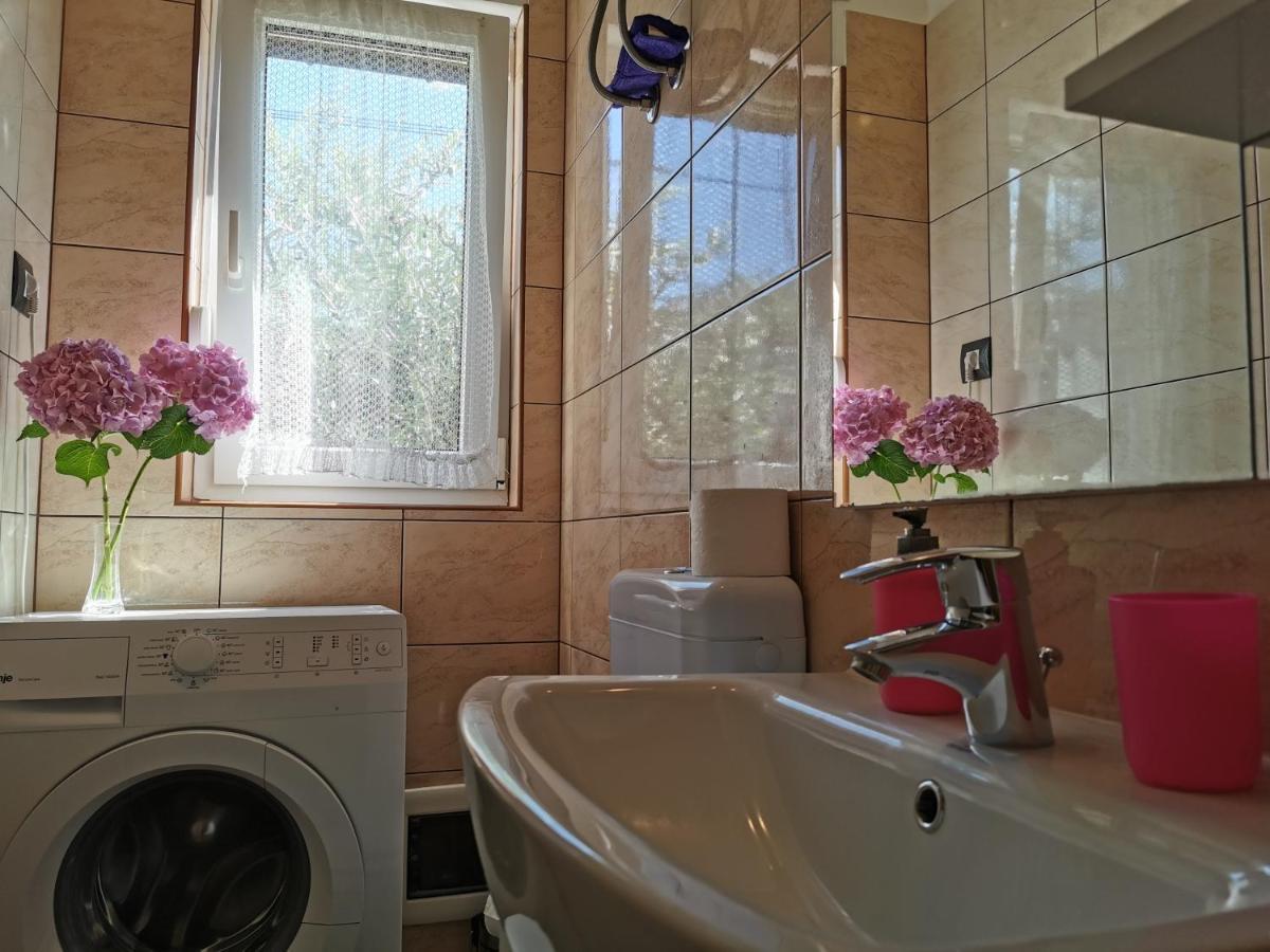 App & Room Le Palme Umago Esterno foto